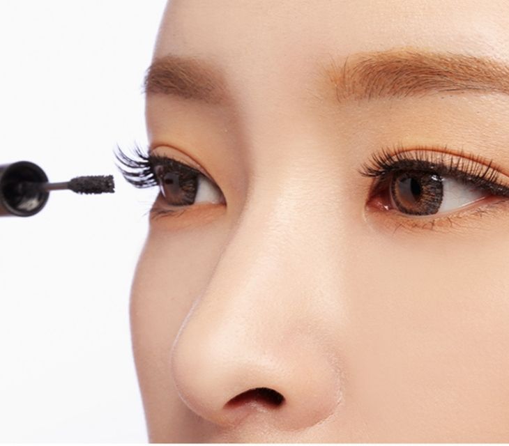 Liệu sau khi nối mi có trang điểm mắt được không? - Australis Cosmetics  Việt Nam