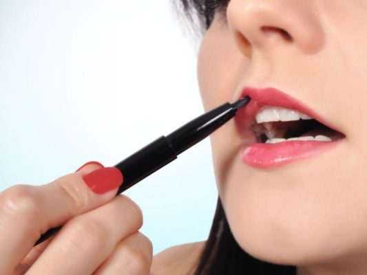 Những tip makeup cần biết trước khi đi vào trang điểm môi anh đào
