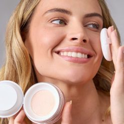Phấn phủ bột mịn lì kiềm dầu cho mọi loại da từ da dầu đến nhạy cảm Australis Fresh & Flawless Loose Setting Powder 3.6g